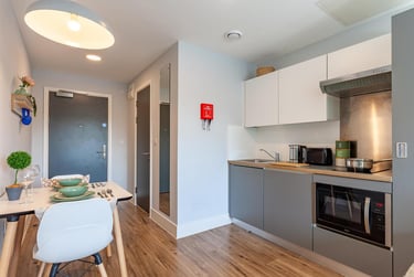 1 bed studio, West Way, Jericho, Oxford, OX29TJ - Image 1